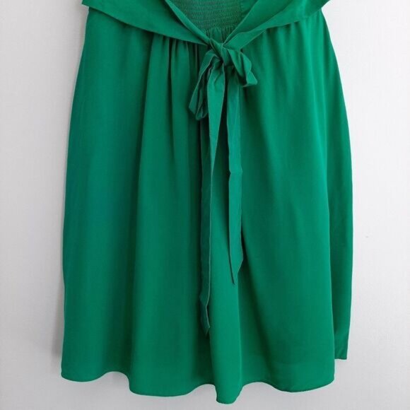 LIL / DIL Anthropologie 100% Silk V-Neck Tie Back Dress Kelly Green Sz XS Flawed - Picture 12 of 16